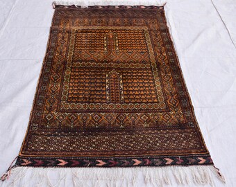 アフガンラグ war 手織り 153cm X 86 アフガンラグ war 手織り 153cm X