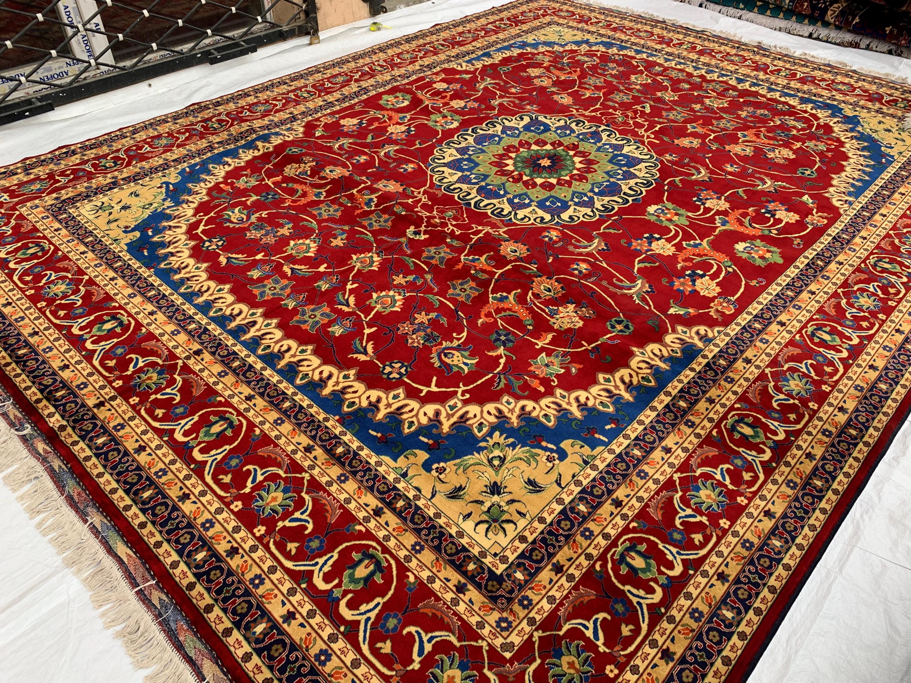 ハンドメイドのアフガニスタンウールラグ：9.11 x 13フィート、赤、青