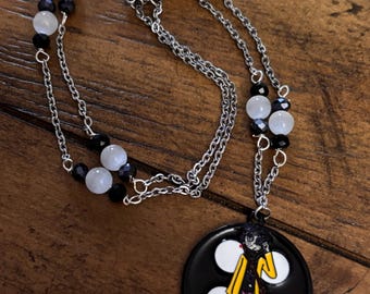 Collier Coraline avec breloque bouton noire