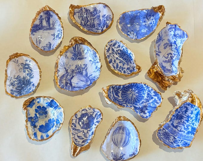 Chinoiserie, blue and white  Decoupage Oyster Shell edged with classic gold paint. Various French toile design . Ring holder, Christmas gift