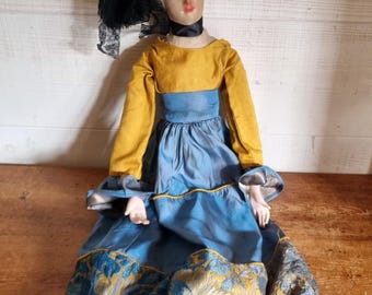 Sofa doll, old boudoir or salon doll, 1920s, French flea market