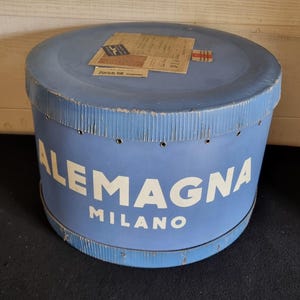 Grande boîte à chapeau ancienne, publicitaire, brocante française