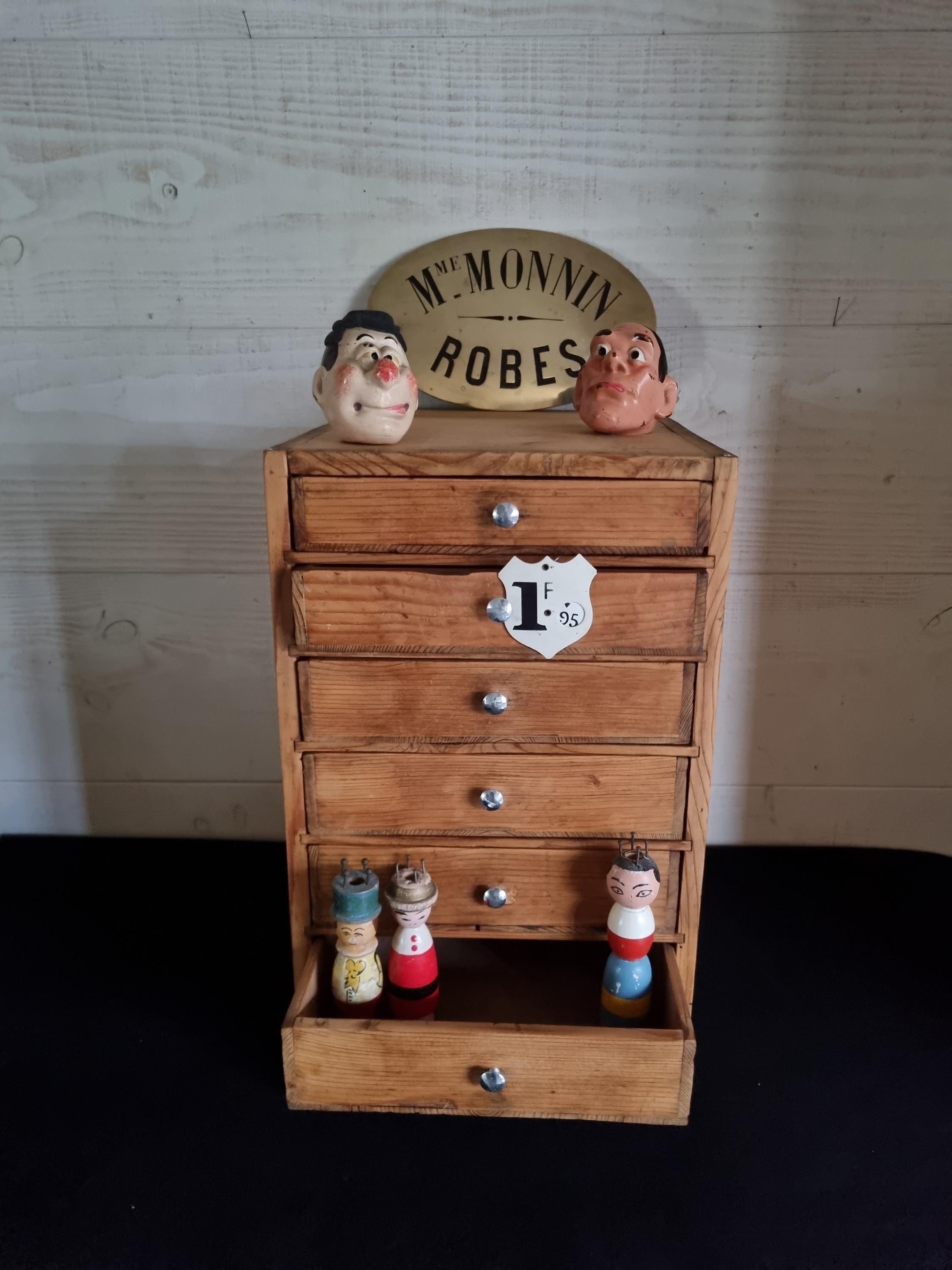 Ancien Casier Mural En Bois – 50x43x5 Cm – Pour Collections, Photos, Miniatures