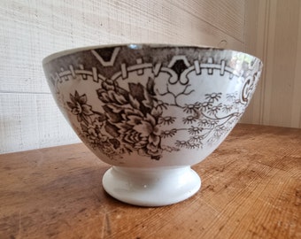 Old Terre de fer coffee with milk bowl, French flea market