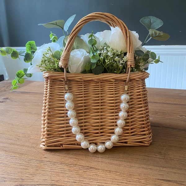 Bridesmaid Bouquet Basket / Bridesmaid Gift