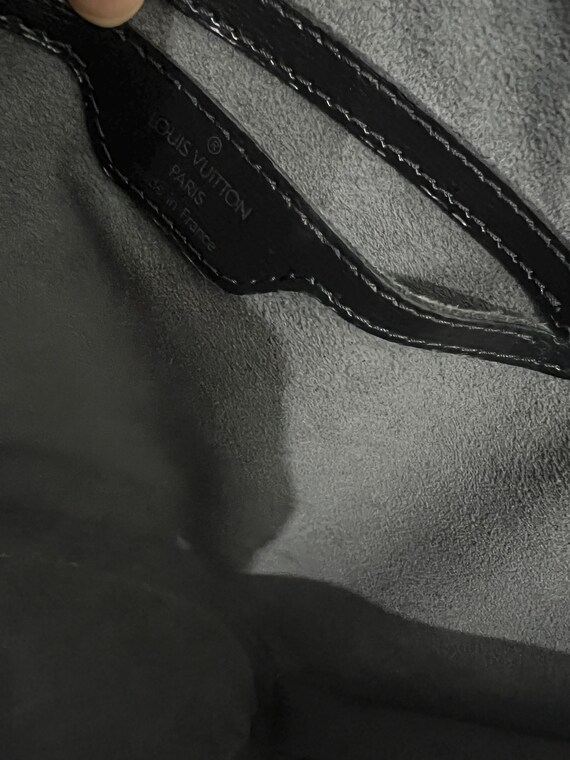 LOUIS VUITTON LV With Entrupy Authentication Saint Jacques Epi