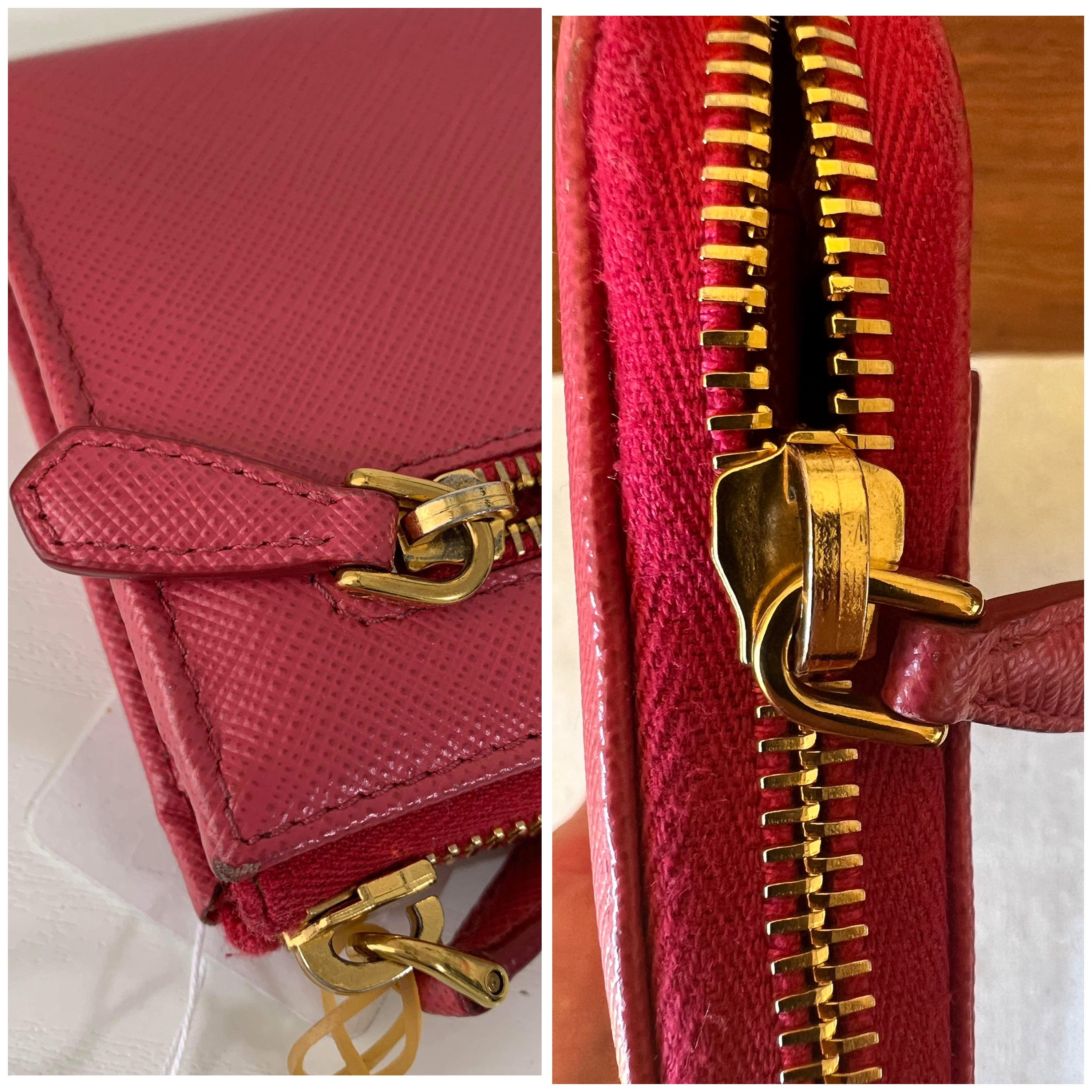 PRADA SAFFIANO キーケースPEONIA Prada Saffiano Leather Key Case 6 Key Holder - Pink Fuschia