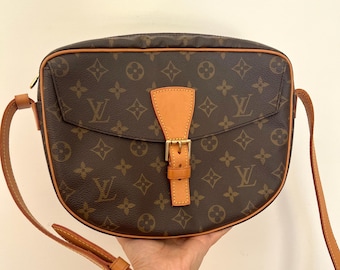 Louis Vuitton LV Jeune Fille Crossbody with dustbag Vintage Leather Canvas Monogram Bag