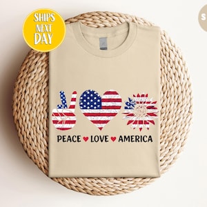 Vaterländisches Frieden, Liebe Amerika T-Shirt, Feuerwerk & Flaggen-Shirt, Unabhängigkeitstag, Geschenk zum Unabhängigkeitstag, Freiheit Shirts, Rot, Weiß, Blau -PS067