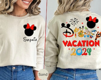 Familienurlaub Sweatshirt, personalisierter Familienurlaub Hoodie, magisches Familienausflug Sweatshirt, lustiges Anime Charaktere Shirt -TC048