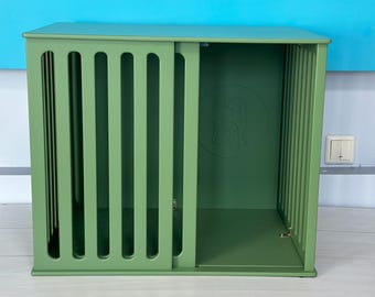 Moderne houten hondenbench | Strakke binnenkennel met deurslot