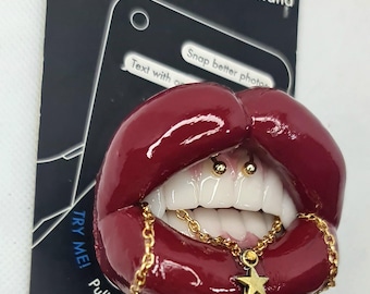 Handmade Lips Phone Grip: popgrip, poptop, phonegrip PopSockets