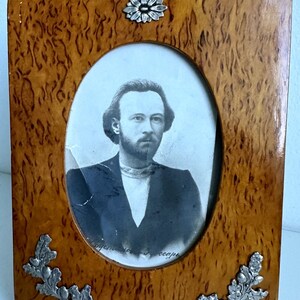 FABERGE Antique Imperial RUSSIAN Karelian Birch Photo Frame, 84 silver.