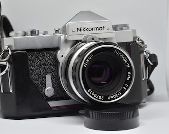 Aparat Nikkormat FTn 35mm SLR z obiektywem 50mm f/2 – w pełni funkcjonalny