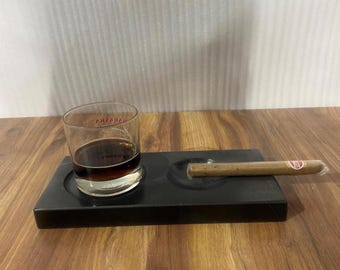 Luxe zwartmarmeren dienblad voor sigaren en whisky – handgemaakt cadeau voor mannen