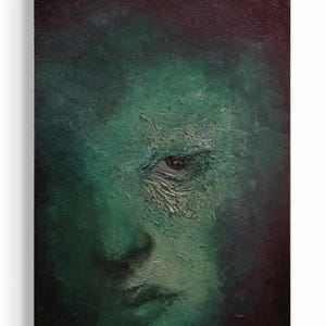 Puede incluir: Una pintura al &oacute;leo sobre lienzo que muestra un retrato en primer plano de un rostro en tonos verde profundo y granate oscuro. La textura es espesa y empastada, especialmente alrededor del ojo, con pinceladas visibles.