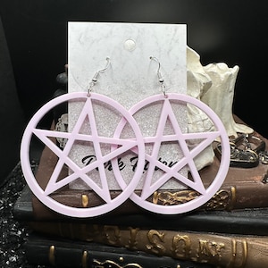 Pentagram Acrylic Baby Pink Pastel Earrings, Pentagram Charm, Pentacle Charm, Wiccan Earrings, Gothic Jewelry, Pastel Goth Earrings