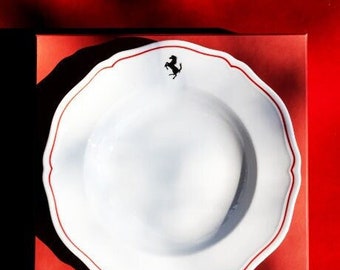 ORIGINAL FERRARI 2 Flat Plates 26 cm Porcelain Richard GINORI Made in Italy Cavallino Restaurant (Home Supplies F1 LeMans GT3)