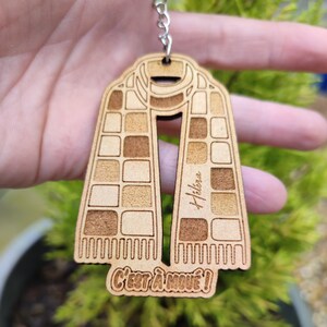 Porte-clés en bois pour les fans de votre émission préférée image 4