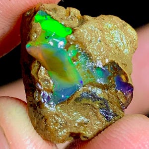 7.50 Ct, Ethiopian Opal Rough, Natural Opal Rough, Water Opal Rough, Crystals Opal Rough, Oil Opal Rough, Big Opal Raw For Making Jewelry