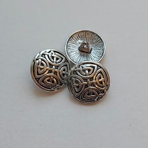 4 or 20 celtic knot round metal buttons, antique silver