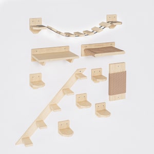 Könnte beinhalten: Ein Set aus Holzkatzenregalen und einem Kratzbaum, die zur Wandmontage konzipiert sind. Das Set umfasst verschiedene Formen und Größen, darunter eine Leiter, eine Brücke und einen Kratzbaum. Die Regale sind aus Naturholz gefertigt und haben eine hellbraune Oberfläche.