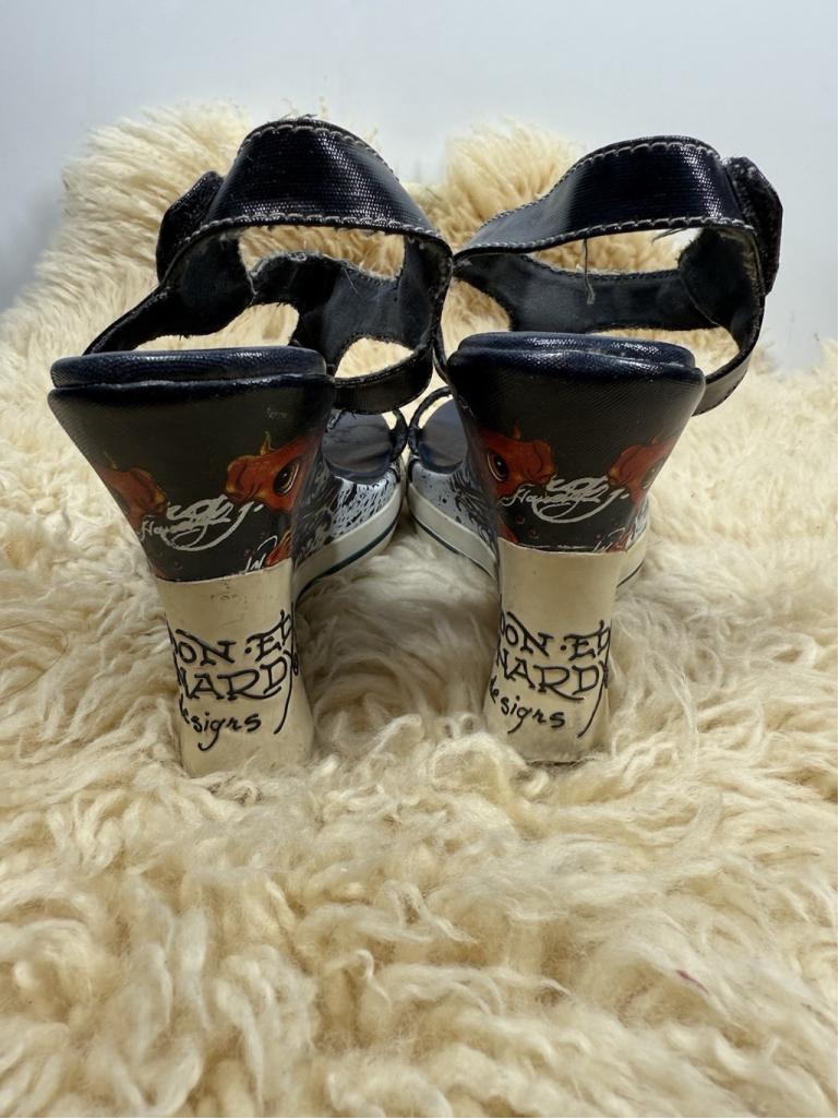 VTG 90's Y2K Ed Hardy Koi Fish Strappy Wedges Size Small 4