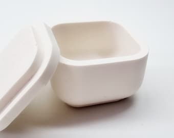 Jesmonite jewellery container  with lid