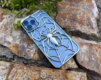 Funda para iPhone con forma de araña, de plástico, estilo gótico.