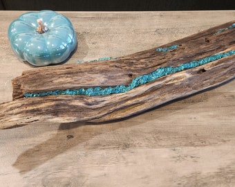 Driftwood table top piece with sea glass (7 color options for glass)
