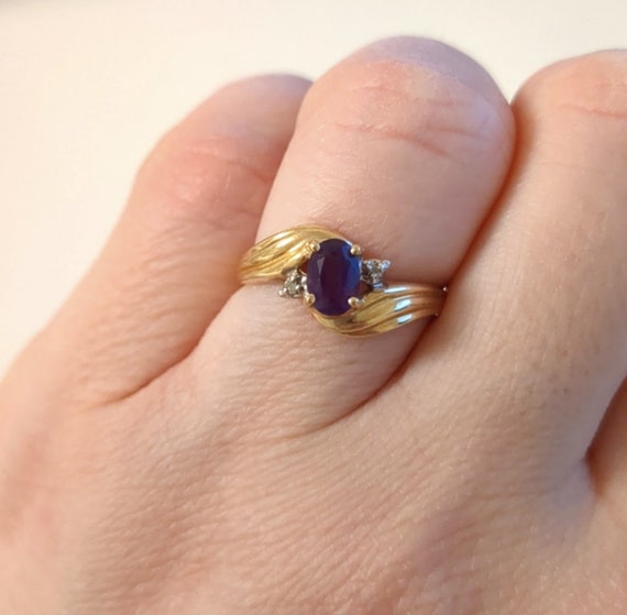 VTG 1990s Yellow Gold Amethyst and Gemstone Ring - image 4