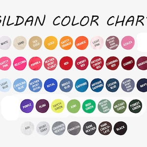 Puede incluir: Carta de colores para la ropa Gildan, que muestra una variedad de colores en c&iacute;rculos. Los colores incluyen blanco, arena, oro viejo, oro, naranja de seguridad, naranja, rosa claro, marr&oacute;n oscuro deportivo, azalea, rosa de seguridad, heliconia, paprika, escarlata deportivo, rojo, rojo cereza, rojo cereza antiguo, rojo cardenal, granate, marr&oacute;n, azul claro, azul Carolina, azul real deportivo, real, azul &iacute;ndigo, zafiro, zafiro antiguo, azul legi&oacute;n, azul marino deportivo oscuro, azul marino, morado, ciruela, verde de seguridad, kiwi, verde irland&eacute;s, verde oscuro deportivo, verde militar, verde bosque, ceniza, gris deportivo, grafito heather, carb&oacute;n vegetal, heather oscuro, chocolate oscuro, negro.