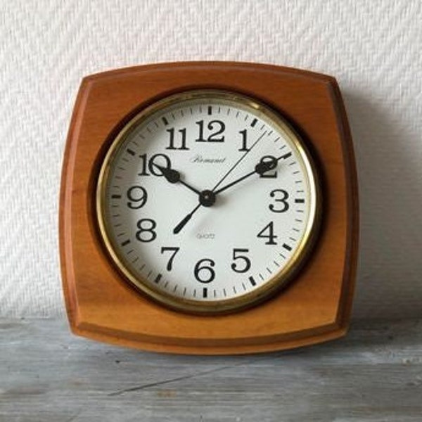 Horloge Romanet vintage en bois massif Pendule old French clock Made in France retro Space age collectible clock 70's 80's