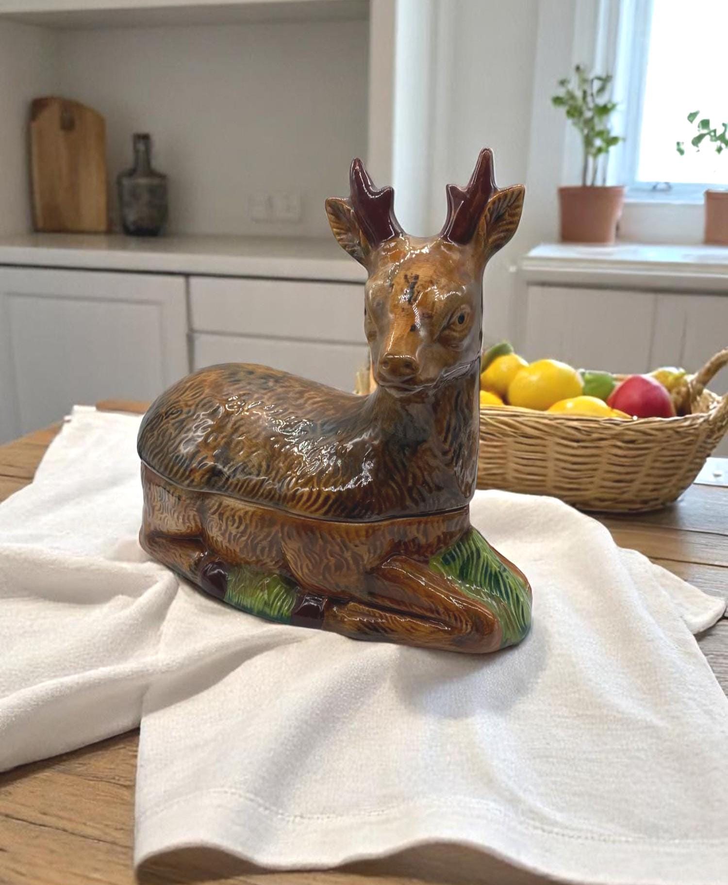 Cerf « Softee » en biscuit de céramique, prêt à peindre