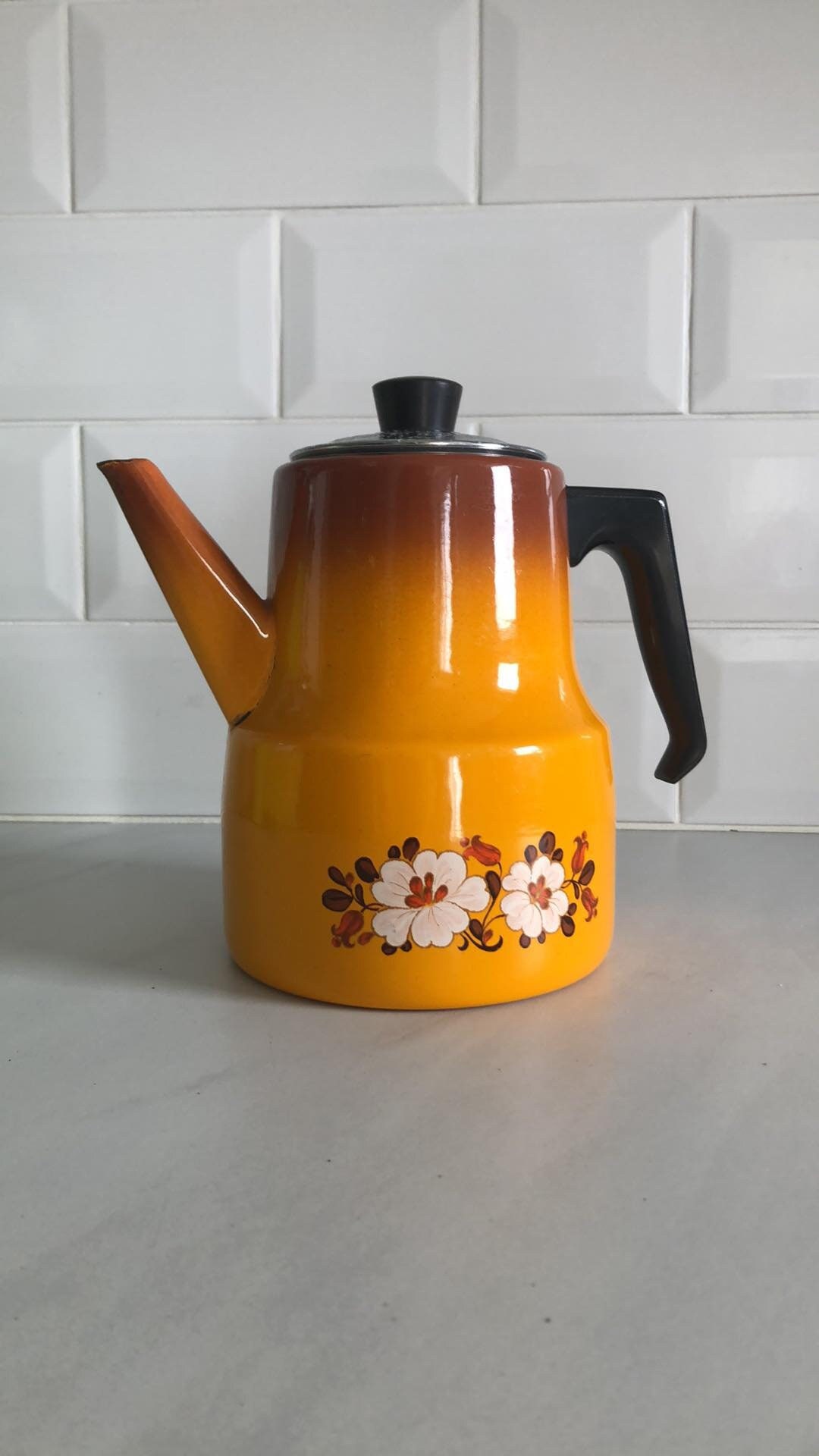 Ancienne Cafetière En Tôle émaillée – Déco Vintage Fleurs Jaunes Et Oranges