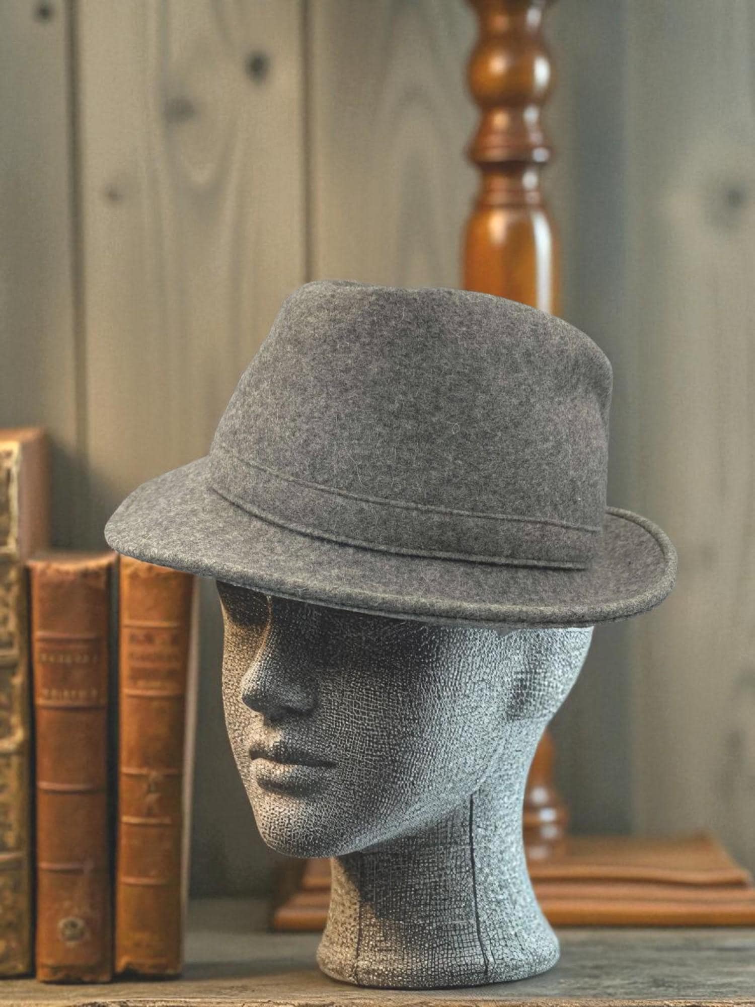 Chapeau Femme Vintage En Feutre De Laine Gris - Taille 57 - Style Bogart - Fabriqué En France