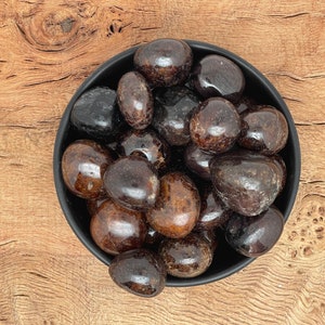Red Garnet Tumbled Stone - Garnet Meditation - Loose Garnet - Healing Stone