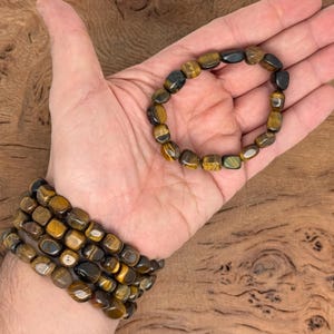 Natural Tiger Eye Tumbled  Bracelet Gemstone - Crystals Stretchy Bracelets - Crystal Jewelry - Energy Healing - Handmade Jewelry