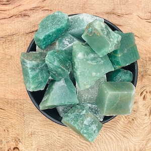 Piedra áspera de aventurina - Cristal de aventurina verde natural - Wicca - Curación de cristal - Aventurina verde áspera