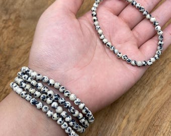 Dalmatiner Jaspis Armband Edelstein Perlen - Natürliche Kristalle Dehnbare Armbänder - Beruhigung & Heilung Kristall Schmuck - 4 mm