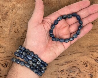 Bracelet roulé en sodalite naturelle, pierres précieuses - Bracelets extensibles en cristaux - Bijoux en cristal - Soins énergétiques - Bijoux faits main