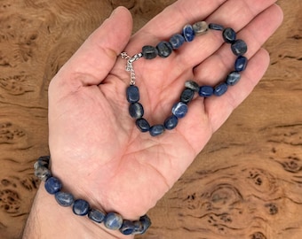 Bracelet roulé en sodalite naturelle, pierres précieuses - Bracelets de cristaux naturels - Bijoux en cristal - Soins énergétiques - Bijoux faits main