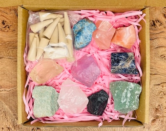 Beginners Crystal Kit - Chakra Protection Healing Set - Crystal Starter Set - Rough Chakra Stones -  11 Pcs In Box
