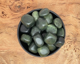 Green Jade Tumbled Stone - Jade Tumble - Tumbled Jadeite - Green Crystals - Reiki