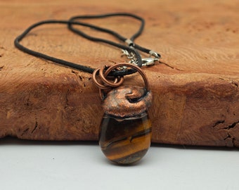 Natural Tiger Eye Pendant Necklace - Wonderful Gemstone Vintage - Handmade Jewelry - Gemstone Copper Pendants