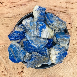 Lapis Lazuli grov sten - Mineralprov - Råa kristaller - Dekoration - Grova bergarter