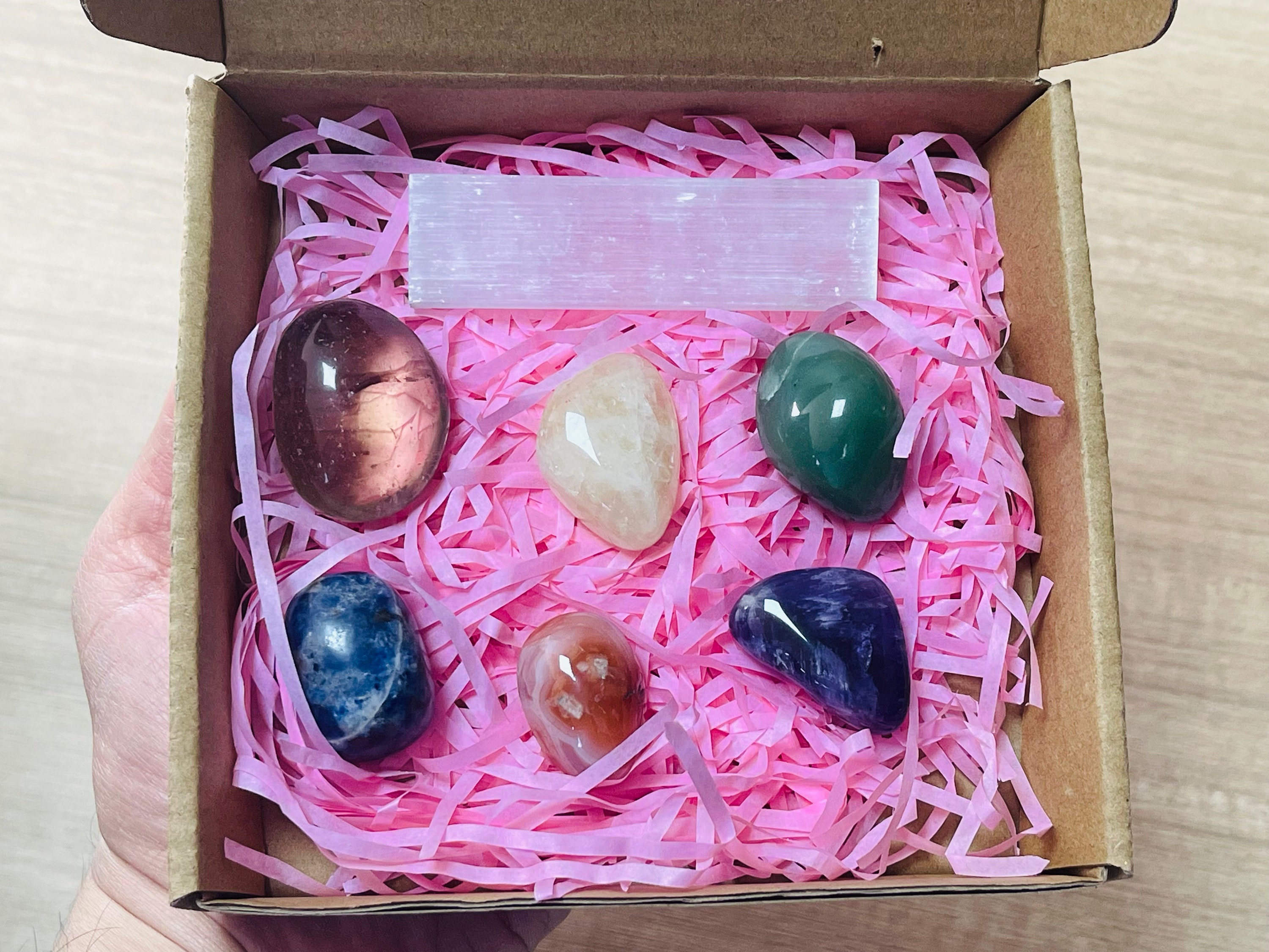 Pietre chakra naturali di cristallo curative per la terapia di
