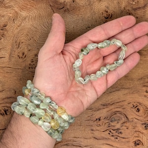 Natural Prehnite Tumbled  Bracelet Gemstone - Crystals Stretchy Bracelets - Crystal Jewelry - Energy Healing - Handmade Jewelry