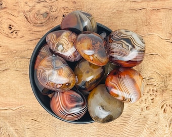 Sardonyx Agate Tumbled Stone - Select Size Sardonyx - Massage Stones Root Chakra Healing - Power Tumbled - Metaphysical Stone