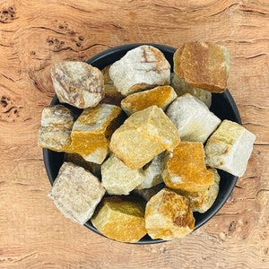 Zandsteen ruw - ruw zandsteenkristal - rotsen en mineralen - helende steen